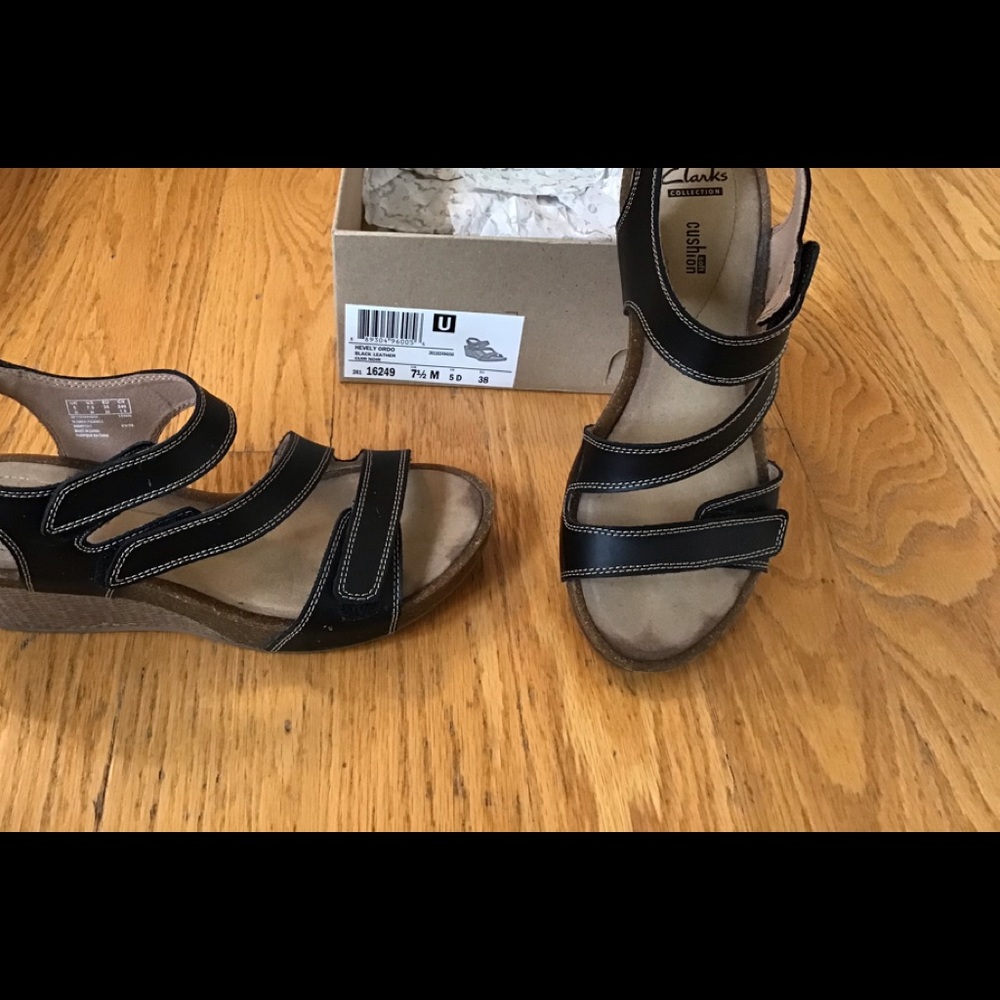 Clarks adjustable sandal
